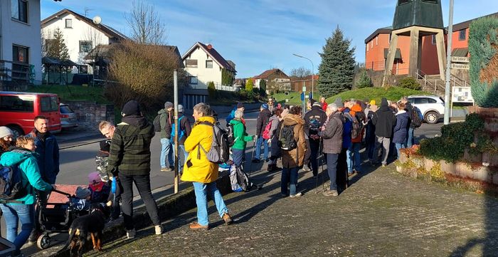 Treffpunkt an der Kirche