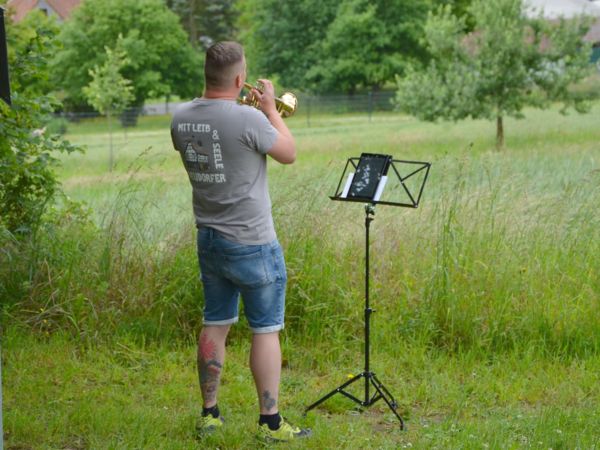 Trompetensolo am Weinberg